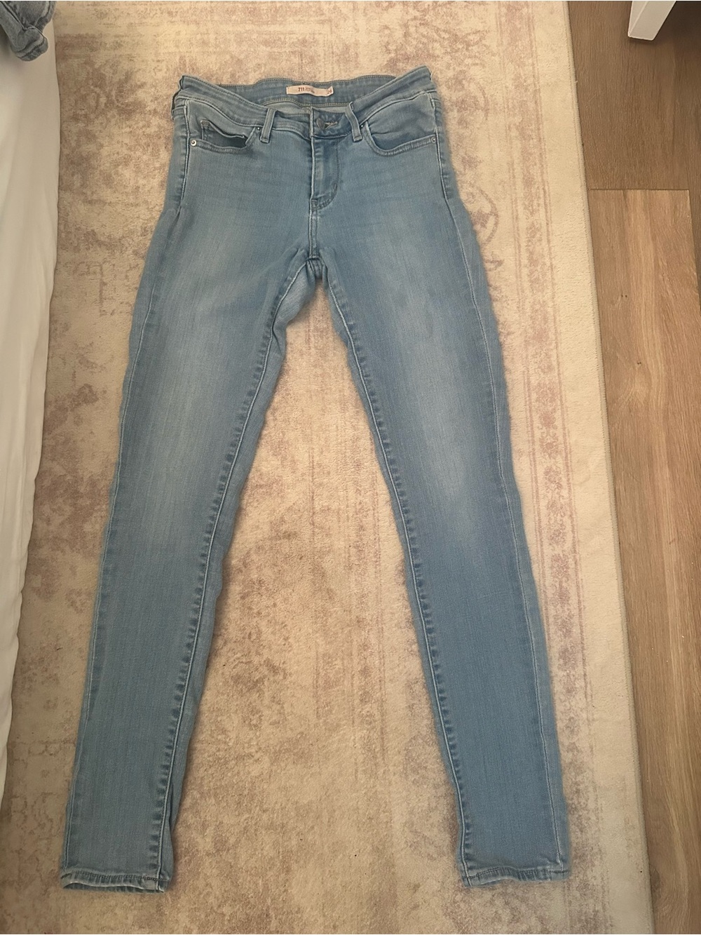 Light Blue Levi’s 711 Skinny Jeans
